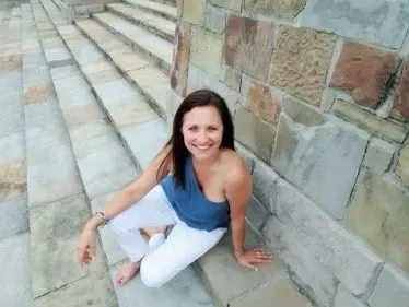 The portrait of her on the stairs is a healthy, happy Daphne! 
